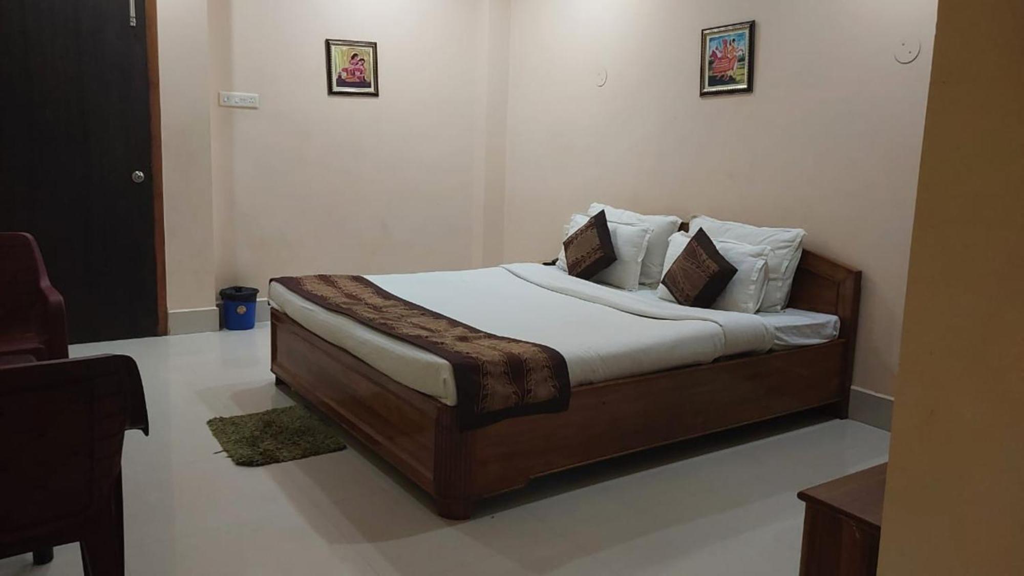 Goroomgo Silicon Residency Puri Near Sea Beach & Temple - Luxurious Room - Lift And Parking Facilities - Best Seller מראה חיצוני תמונה